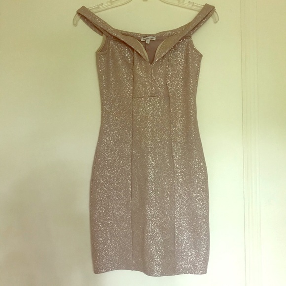 Off Shoulder Cocktail dress - Picture 1 of 5